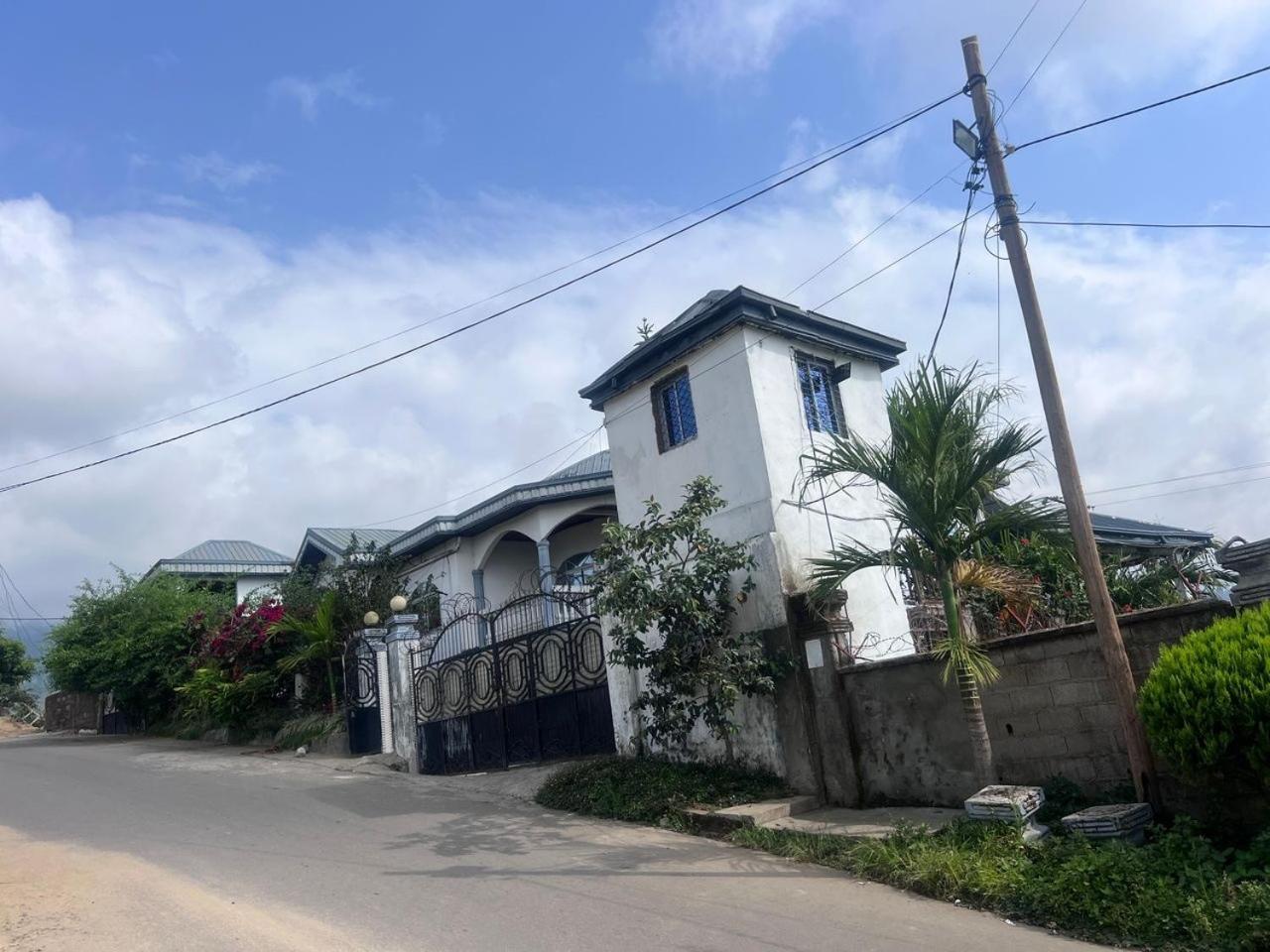 Apartament Apex Guest Facility Buea Zewnętrze zdjęcie